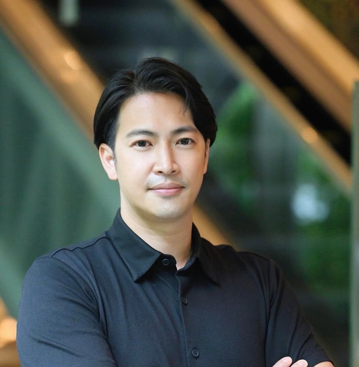 小泉誠氏
