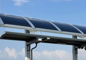 ペロブスカイト太陽電池とは？世界と日本の最新動向やメリットを解説